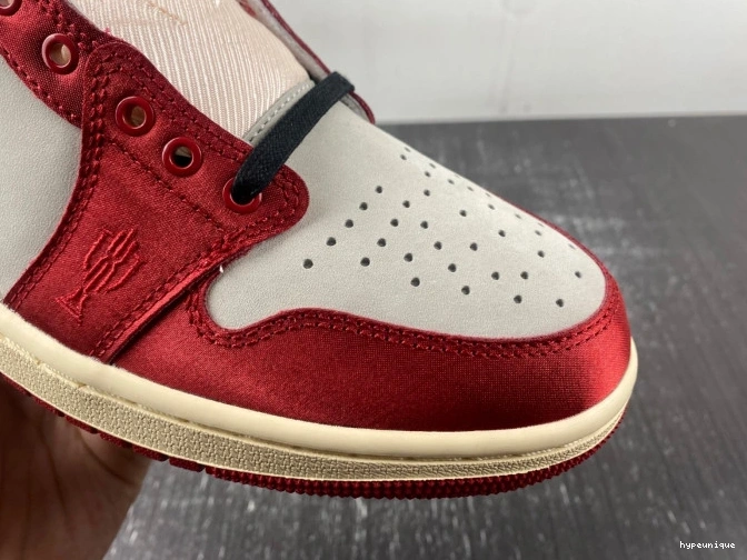 HYPE OG Away Room FN0432-100 x Air Low Trophy 1 Jordan 0821